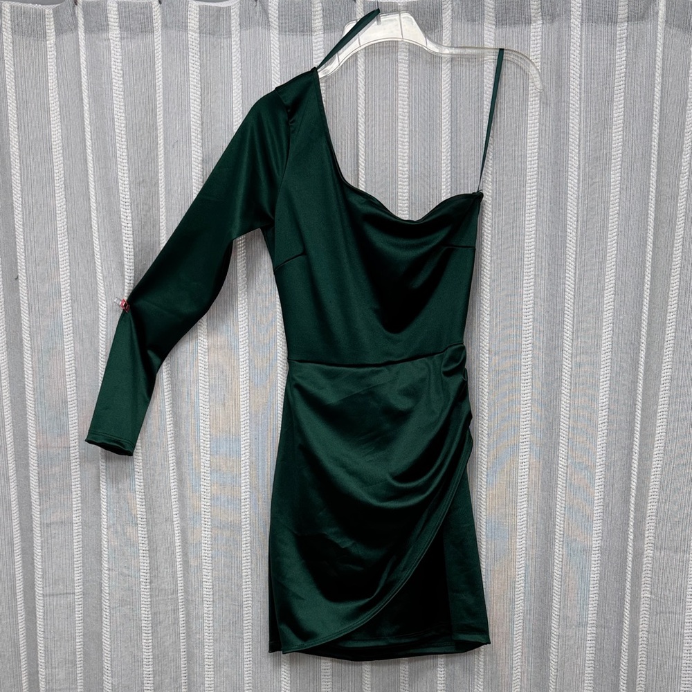 Windsor One-Shoulder Mini Dress with an Open Back in Deep Green Size S